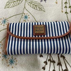 Dooney and Bourke Wallet